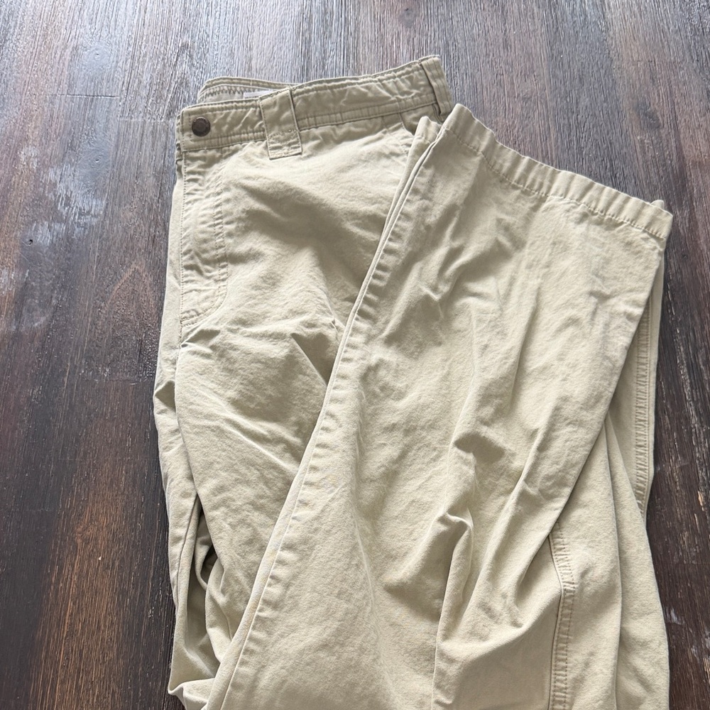 Columbia Men's Tan cargoPants